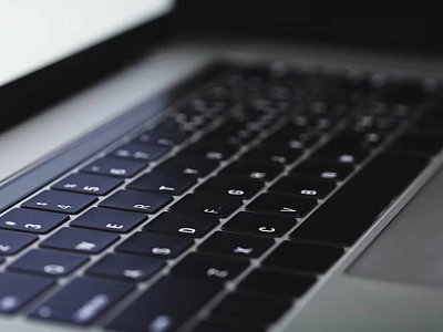 Nešiojamo kompiuterio klaviatūros keitimas